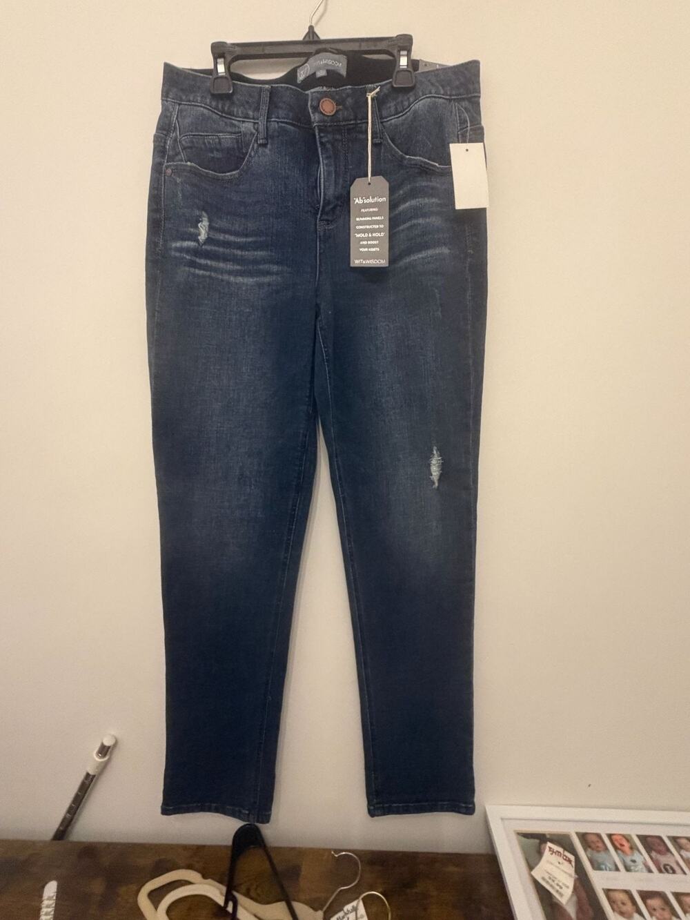 Wit & Wisdom Ab-Solution Dark Wash Slimming Jeans Size 8 Stretch Mid Rise Distre